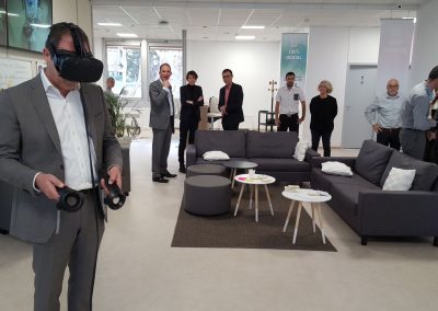 Démonstration réalité virtuelle avec location de casque au crédit agricole